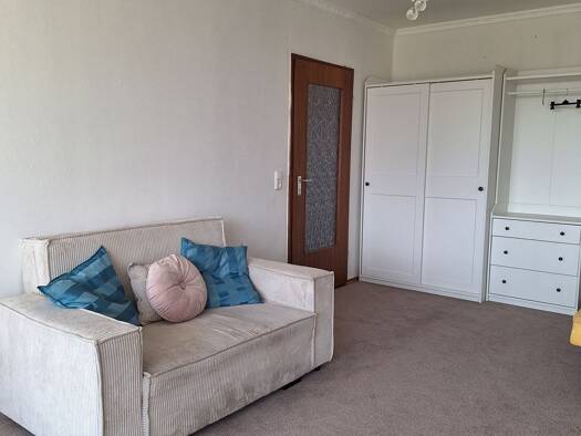 Wohnung zur Miete 500 € 1 Zimmer 35 m² Geschoss 1/13 frei ab 01.10.2026 Nieder-Eschbach Frankfurt am Main 60437