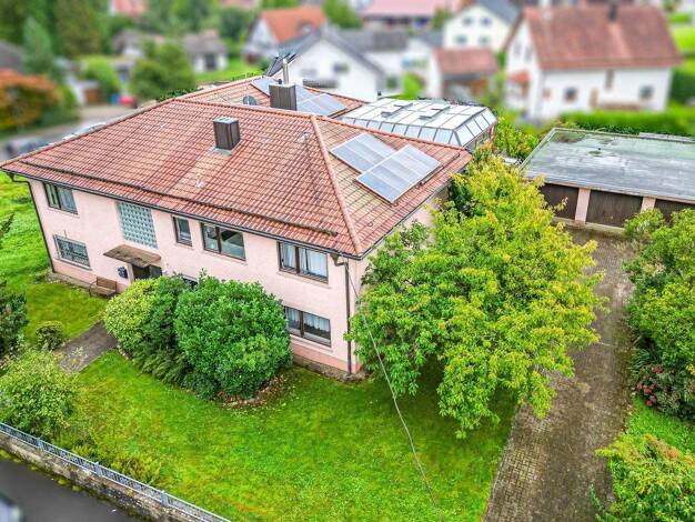 Mehrfamilienhaus zum Kauf 395.000 € 13 Zimmer 415 m² 1.135 m² Grundstück Unterschwarzach Schwarzach 74869