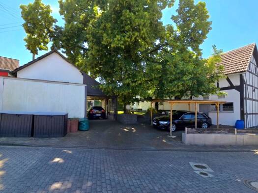 Einfamilienhaus zum Kauf provisionsfrei 240.000 € 5 Zimmer 140 m² 392 m² Grundstück frei ab 10.09.2026 Güllesheim 56593