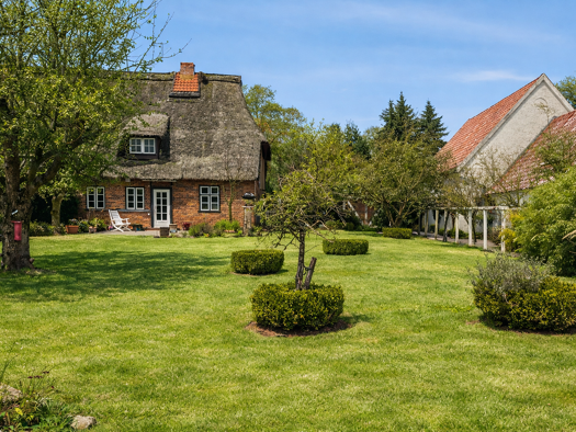 Doppelhaushälfte zum Kauf 360.000 € 5 Zimmer 163,8 m² 800 m² Grundstück Schmilau 23911