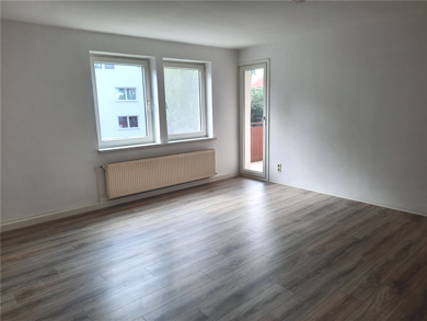 Wohnung zur Miete 309 € 3 Zimmer 66 m² 1. Geschoss Alte Schulstraße 17 Selb-Plößberg Selb 95100