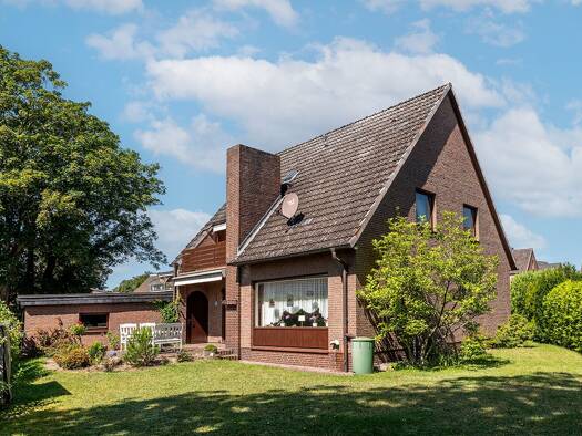 Einfamilienhaus zum Kauf 397.000 € 4,5 Zimmer 129 m² 718 m² Grundstück Lauenburg/Elbe 21481