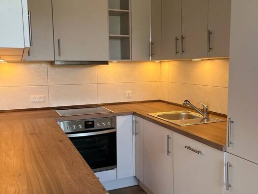 Wohnung zur Miete 357 € 3 Zimmer 54,4 m² 4. Geschoss Turower Straße 60 Sachsendorf Cottbus 03048