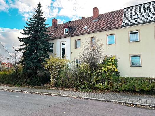 Mehrfamilienhaus zum Kauf 9.000 € 1 Zimmer 316 m² 1.439 m² Grundstück Karl-Marx-Straße 3 Tröglitz Elsteraue 06729