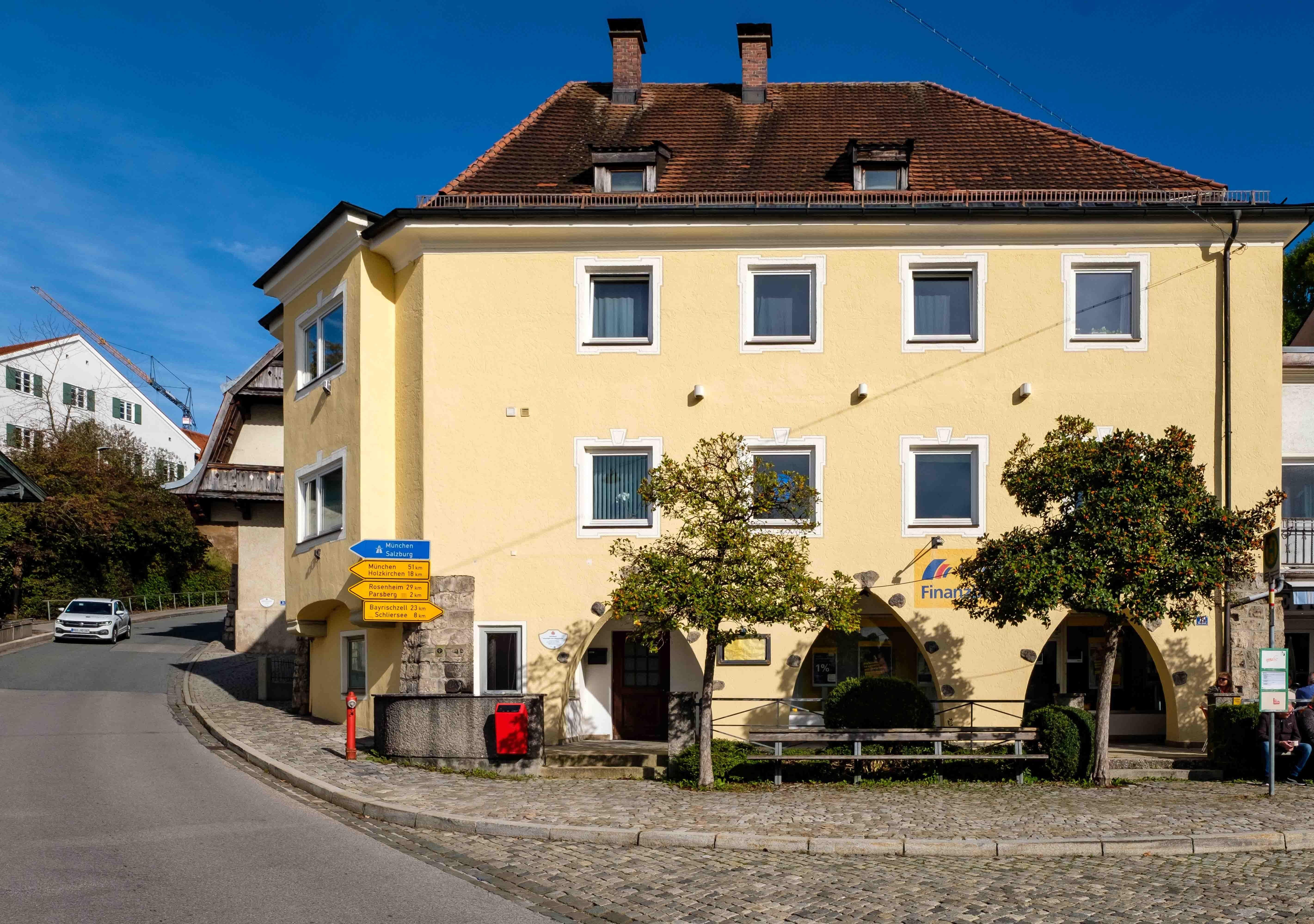 Mehrfamilienhaus zum Kauf 1.595.000 € 20 Zimmer 200 m²<br/>Wohnfläche 552 m²<br/>Grundstück Miesbach Miesbach 83714