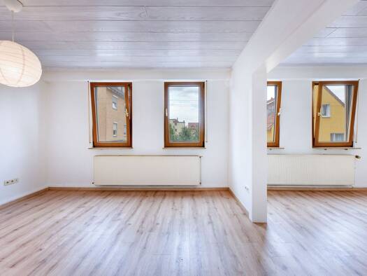 Wohnung zur Miete 700 € 2,5 Zimmer 54,2 m² 1. Geschoss frei ab sofort Friesenstraße 31 Zuffenhausen Stuttgart 70435