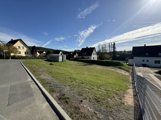 Grundstück zum Kauf 159.000 € 897 m² Grundstück Baugenehmigung vorhanden frei ab sofort Harsdorf Harsdorf 95499
