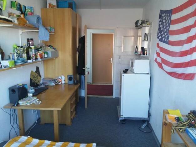 Wohnung zur Miete 240 € 1 Zimmer 12 m² 4 Geschosse frei ab 01.10.2025 Drausnickstr. 29 Buckenhofer Siedlung Erlangen 91052