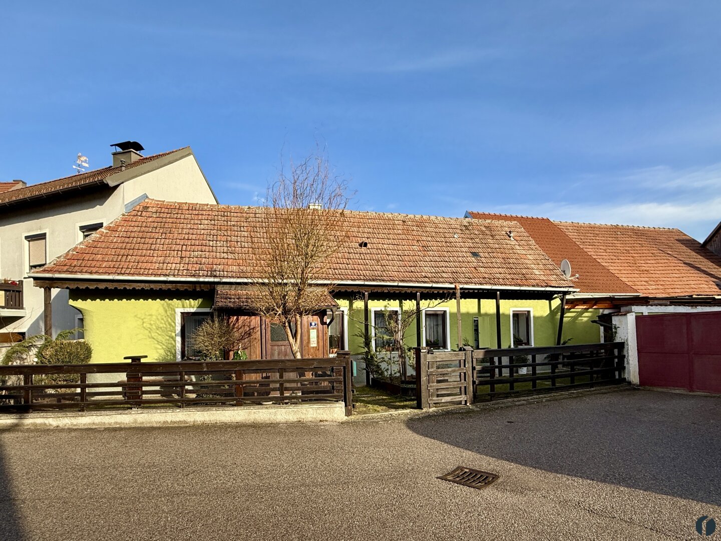 Mehrfamilienhaus zum Kauf 140.000 € 4 Zimmer 130 m²<br/>Wohnfläche 300 m²<br/>Grundstück Lengenfeld 3552