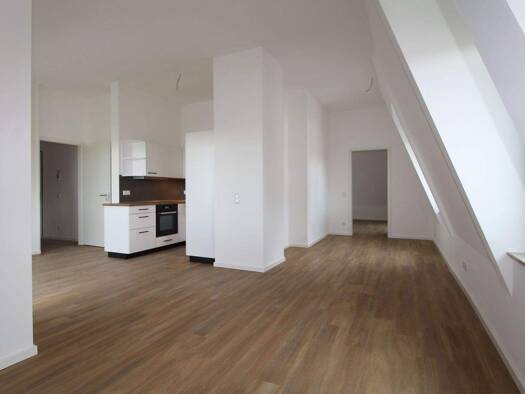 Wohnung zur Miete 1.375 € 4 Zimmer 91,8 m² 4. Geschoss frei ab 01.04.2026 Beckerstraße 3 Neulindenau Leipzig 04179