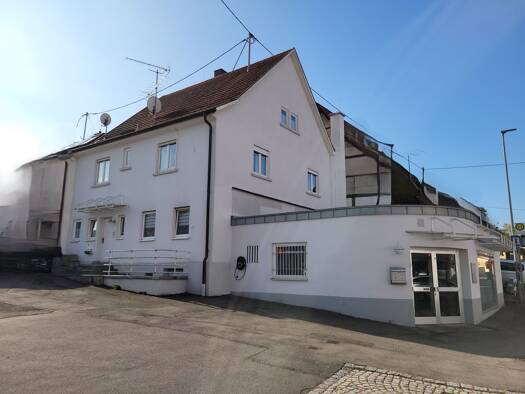 Doppelhaushälfte zum Kauf 260.000 € 5 Zimmer 136 m² 196 m² Grundstück frei ab sofort Ohmenhausen Reutlingen 72770