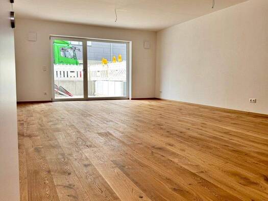 Wohnung zur Miete - Erstbezug 930 € 2 Zimmer 72,9 m² EG Deggendorf 94469