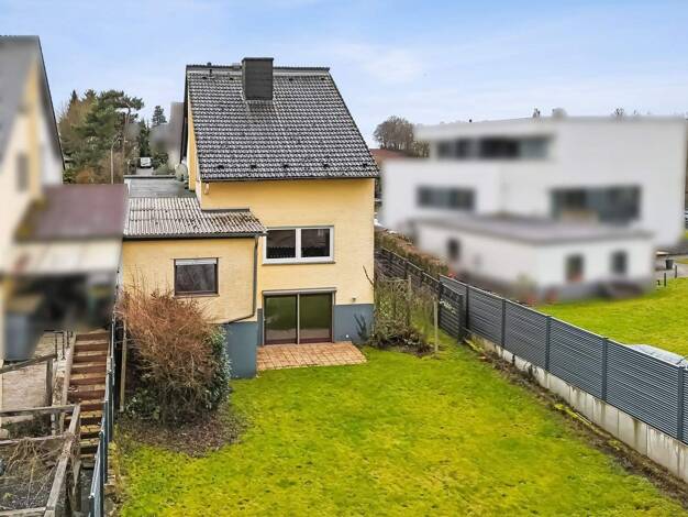 Doppelhaushälfte zum Kauf 375.000 € 3 Zimmer 56,9 m² 327 m² Grundstück Oberissigheim Bruchköbel Oberissigheim 63486