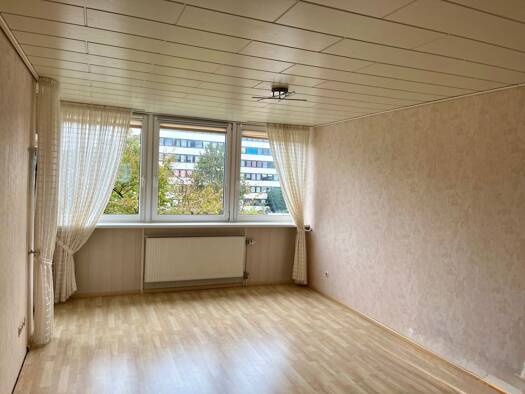 Wohnung zum Kauf provisionsfrei 210.000 € 3 Zimmer 73,1 m² Geschoss 2/7 Hunsrückstraße 1 Brüggen Kerpen 50169