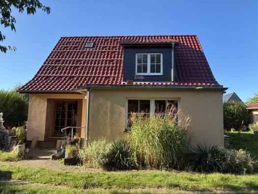 Einfamilienhaus zum Kauf 279.000 € 6 Zimmer 200 m² 1.985 m² Grundstück Alt Steinhorst Marlow / Alt Steinhorst 18337