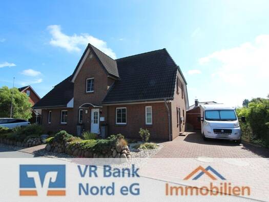 Mehrfamilienhaus zum Kauf 398.000 € 7 Zimmer 182 m² 668 m² Grundstück Klanxbüll 25924
