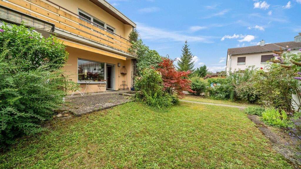 Doppelhaushälfte zur Miete 2.000 € 5,5 Zimmer 155 m² 404 m² Grundstück Neuenburg Neuenburg am Rhein 79395