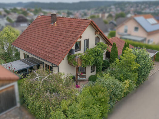 Einfamilienhaus zum Kauf 459.000 € 6 Zimmer 132,5 m² 460 m² Grundstück Niedereschach 78078