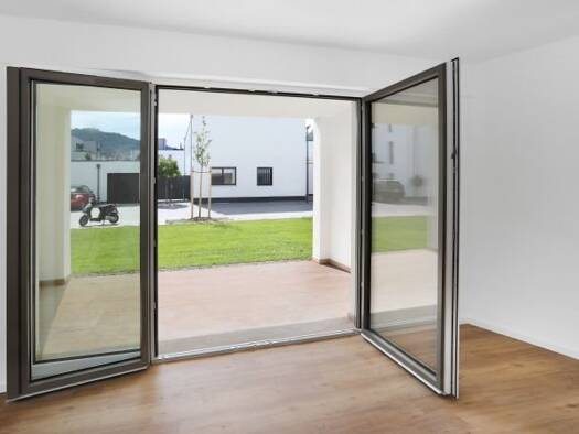 Terrassenwohnung zur Miete 830 € 2 Zimmer 57,2 m² frei ab 01.11.2026 Schönaustraße Schönbrunn Landshut 84036