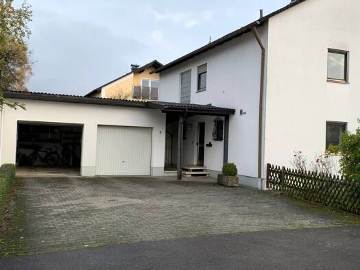 Einfamilienhaus zum Kauf provisionsfrei 740.000 € 8 Zimmer 152 m² 867 m² Grundstück Burgweinting-Harting Regensburg 93055