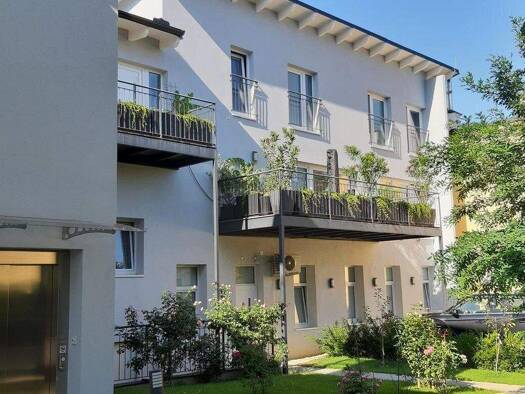 Sonstiges zum Kauf als Kapitalanlage geeignet 2.500.000 € 703 m² 853 m² Grundstück Mödling 2340