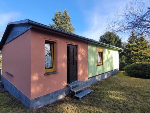 Haus zum Kauf 49.000 € 2 Zimmer 37,3 m² 1.060 m² Grundstück Jößnitz 08547