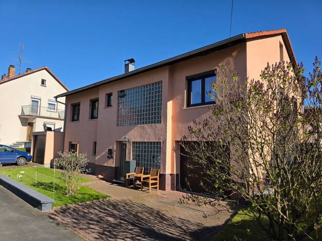 Einfamilienhaus zum Kauf 188.000 € 5 Zimmer 122 m² 495 m² Grundstück Mittelberg Rödental 96472