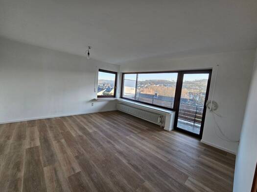 Wohnung zur Miete 765 € 3,5 Zimmer 85 m² Geschoss 1/3 frei ab 01.02.2026 Herscheid 58849