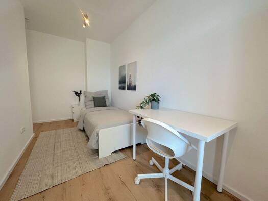 Studio zur Miete 585 € 1 Zimmer 15 m² 4. Geschoss frei ab sofort Rödelheimer Straße 126a Bockenheim Frankfurt am Main 60487