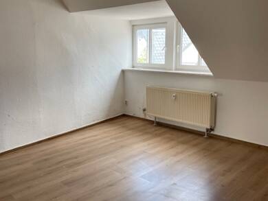 Wohnung zur Miete 206 € 2 Zimmer 47 m² frei ab sofort Waldheim Waldheim 04736