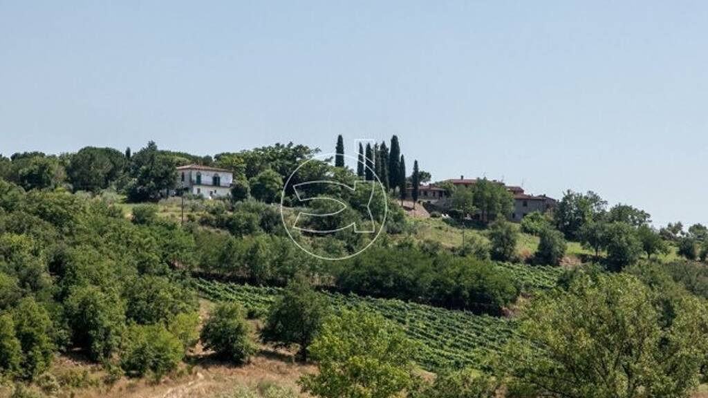 Villa zum Kauf 500.000 € 280 m² 20.000 m² Grundstück Bucine 52021