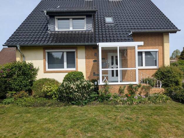 Mehrfamilienhaus zum Kauf provisionsfrei 449.000 € 8 Zimmer 123 m² 1.000 m² Grundstück Immensen Lehrte 31275
