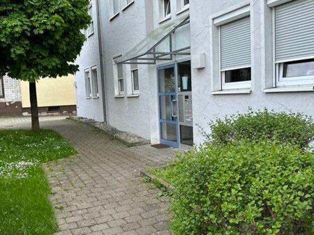Wohnung zur Miete 571 € 2 Zimmer 51 m² 1. Geschoss frei ab 31.08.2026 Badstraße 45 Bezgenriet Göppingen 73035