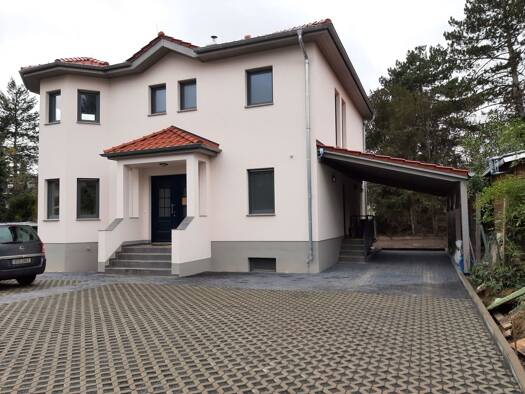 Einfamilienhaus zur Miete 3.800 € 8 Zimmer 225 m² 380 m² Grundstück frei ab 01.06.2026 Lankwitz Berlin 12249