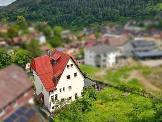 Mehrfamilienhaus zum Kauf 600.000 € 16 Zimmer 377,8 m² 2.873 m² Grundstück Bad Wildbad 75323