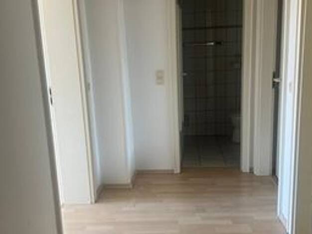 Wohnung zur Miete 650 € 2 Zimmer 55 m² Geschoss 2/3 frei ab sofort Saarbrücken 66117