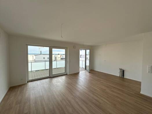 Wohnung zur Miete 1.147 € 3 Zimmer 76,7 m² Geschoss 1/2 frei ab sofort Amberg Amberg 92224