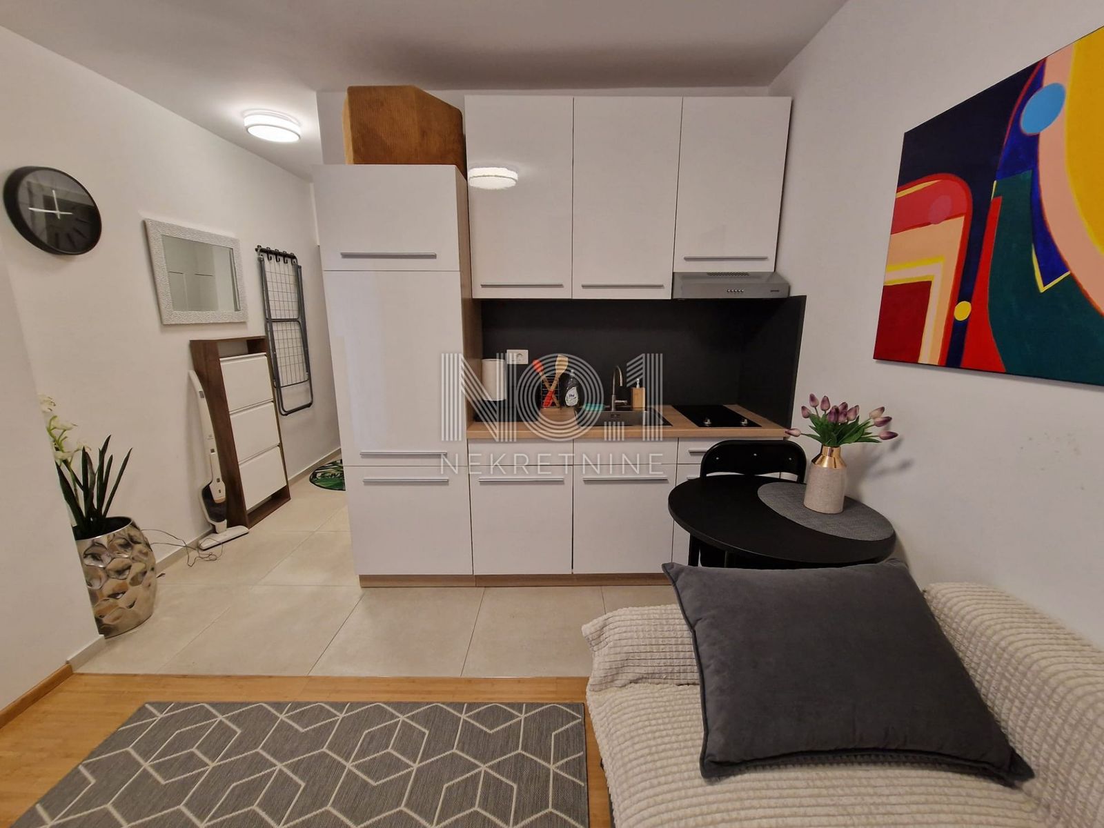 Wohnung zum Kauf 114.500 € 1 Zimmer 18 m²<br/>Wohnfläche 1.<br/>Geschoss Njivice