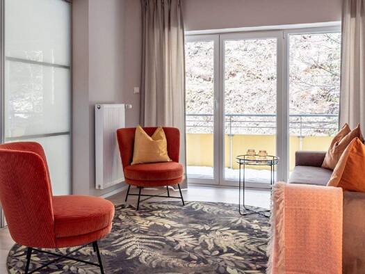 Wohnung zum Kauf 199.500 € 2 Zimmer 43,9 m² 2. Geschoss Neustädter Straße 39 Titisee Titisee-Neustadt 79822