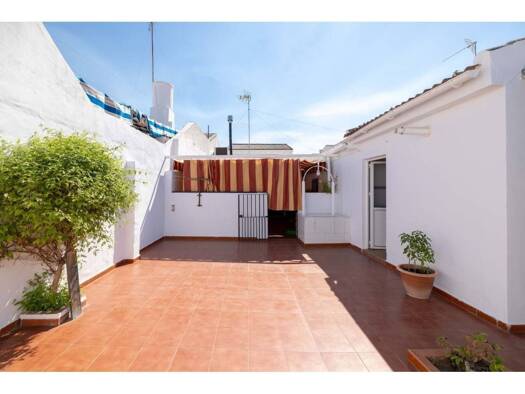 Villa zum Kauf 230.000 € 2 Zimmer 210 m² >Calle Juan Sebastián Elcano > Pilas 41840