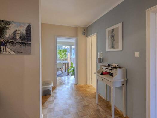 Wohnung zum Kauf 770.000 € 3 Zimmer 77 m² Bogenhausen München 81925