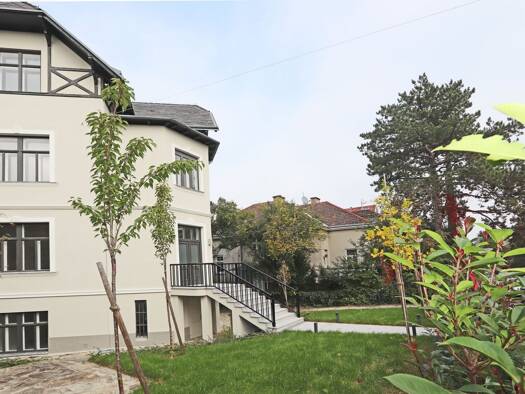 Villa zur Miete 3.900 € 6 Zimmer 227 m² 550 m² Grundstück frei ab sofort Suppégasse Wien 1130
