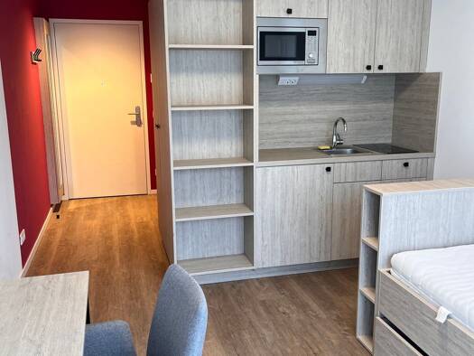 Studio zur Miete 638 € 1 Zimmer 20 m² 4. Geschoss frei ab sofort Gürtelstraße 36 Friedrichshain Berlin 10247