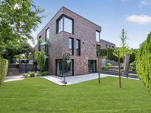Villa zum Kauf provisionsfrei 2.850.000 € 8 Zimmer 332,3 m² 1.120 m² Grundstück Großhansdorf 22927