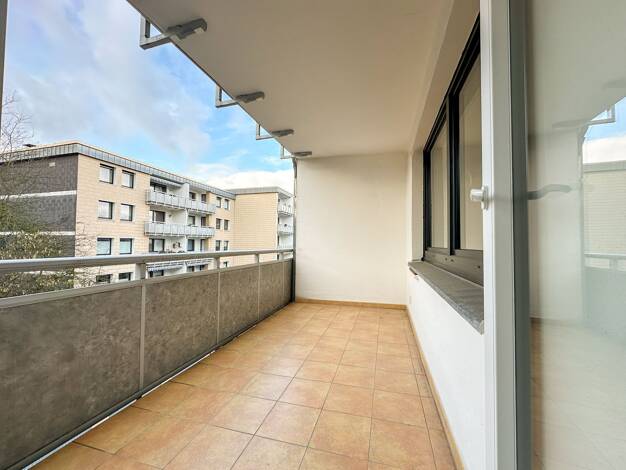 Wohnung zur Miete 875 € 2 Zimmer 77 m² 2. Geschoss Erkrath Erkrath 40699