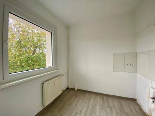 Wohnung zur Miete 260 € 1 Zimmer 36 m² 2. Geschoss Hermann-Duncker-Straße 2 Oschersleben 39387