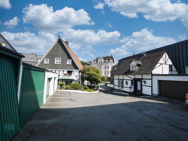 Mehrfamilienhaus zum Kauf 20 Zimmer 738 m² 1.239 m² Grundstück Langerfeld Wuppertal 42389