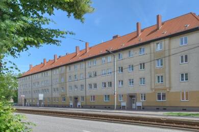 Wohnung zur Miete 356 € 2 Zimmer 52,8 m² 4. Geschoss Merseburger Straße 147 Damaschkestraße Halle 06112