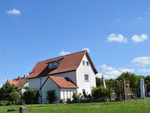 Einfamilienhaus zum Kauf 325.000 € 4 Zimmer 130 m² 743 m² Grundstück Vippachedelhausen Am Ettersberg 99439