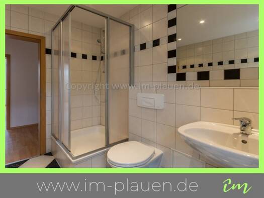 Wohnung zur Miete 315 € 2 Zimmer 56,8 m² 3. Geschoss frei ab sofort Hainstraße 10 Stadtmitte Plauen 08523